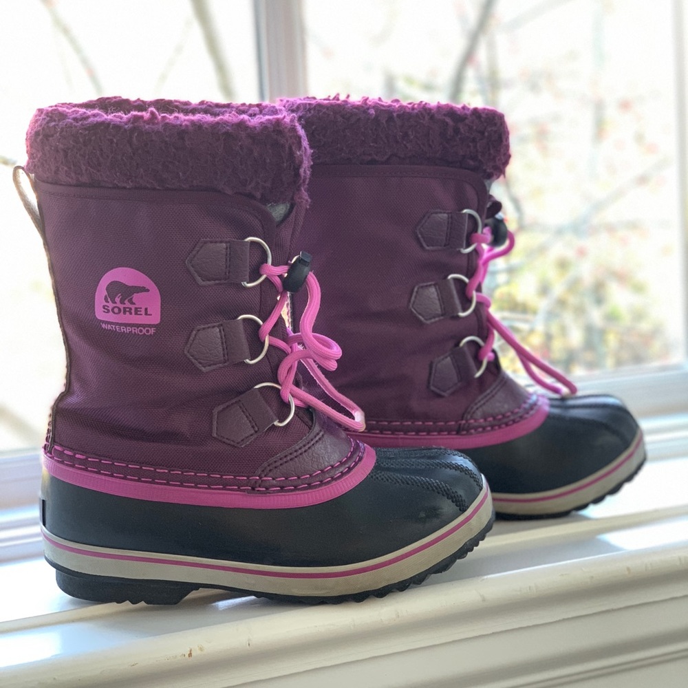 Sorel waterproof winter boots